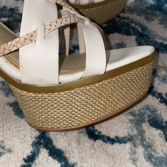 Beautiful Heel’s by Wild Pair - Picture 4 of 7